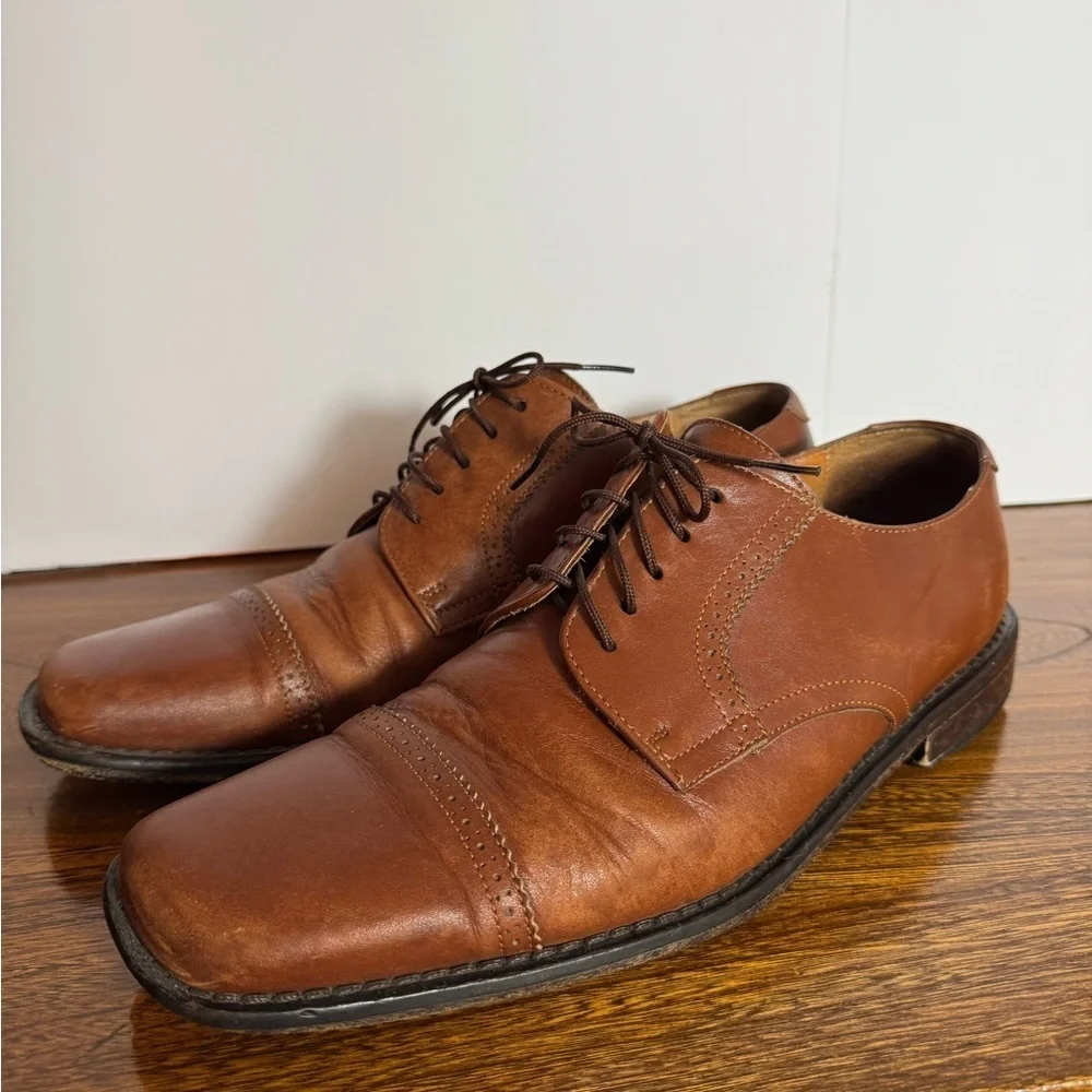 Donald J. Pliner Rich Brown Leather Oxfords Shoes